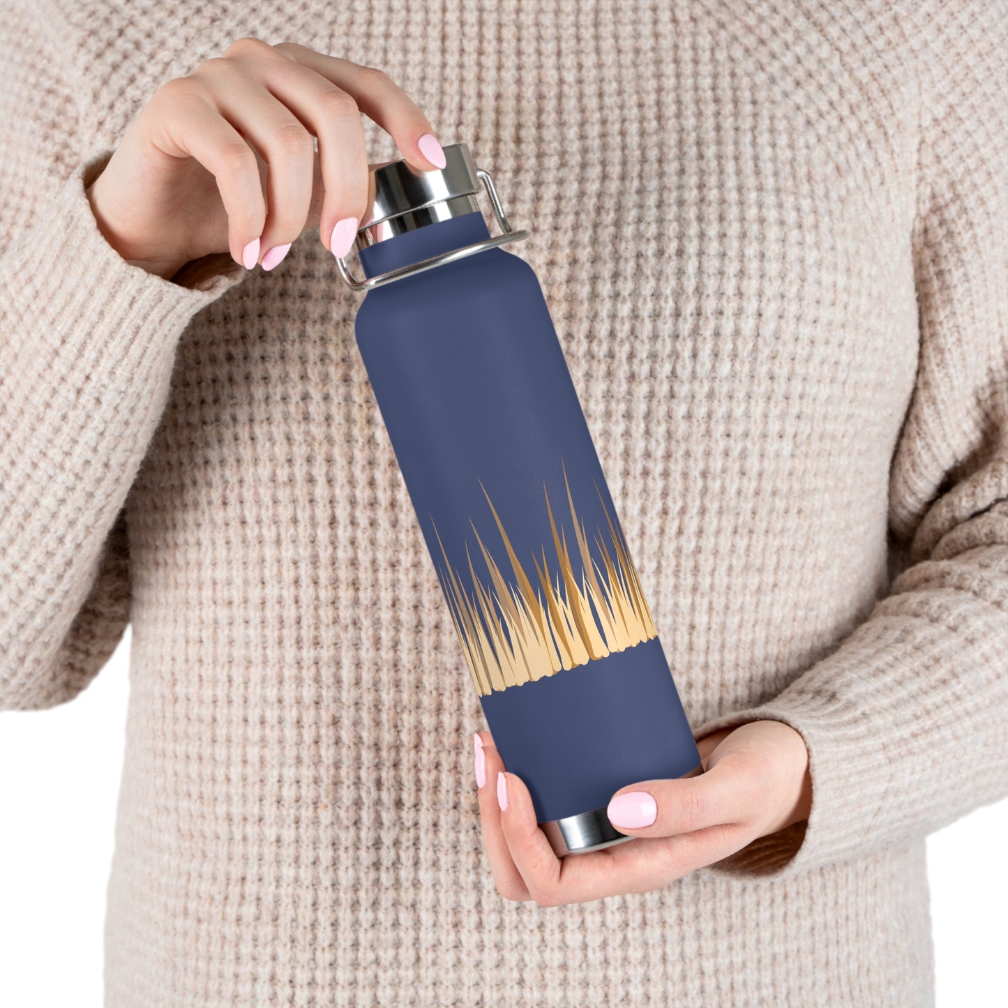 Elegant Grass Design Copper Insulated Water Bottle - 22oz